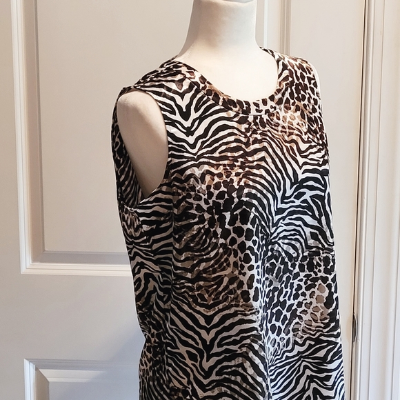 🌺Anne Klein Animal Print Sleeveless Blouse - Picture 3 of 7